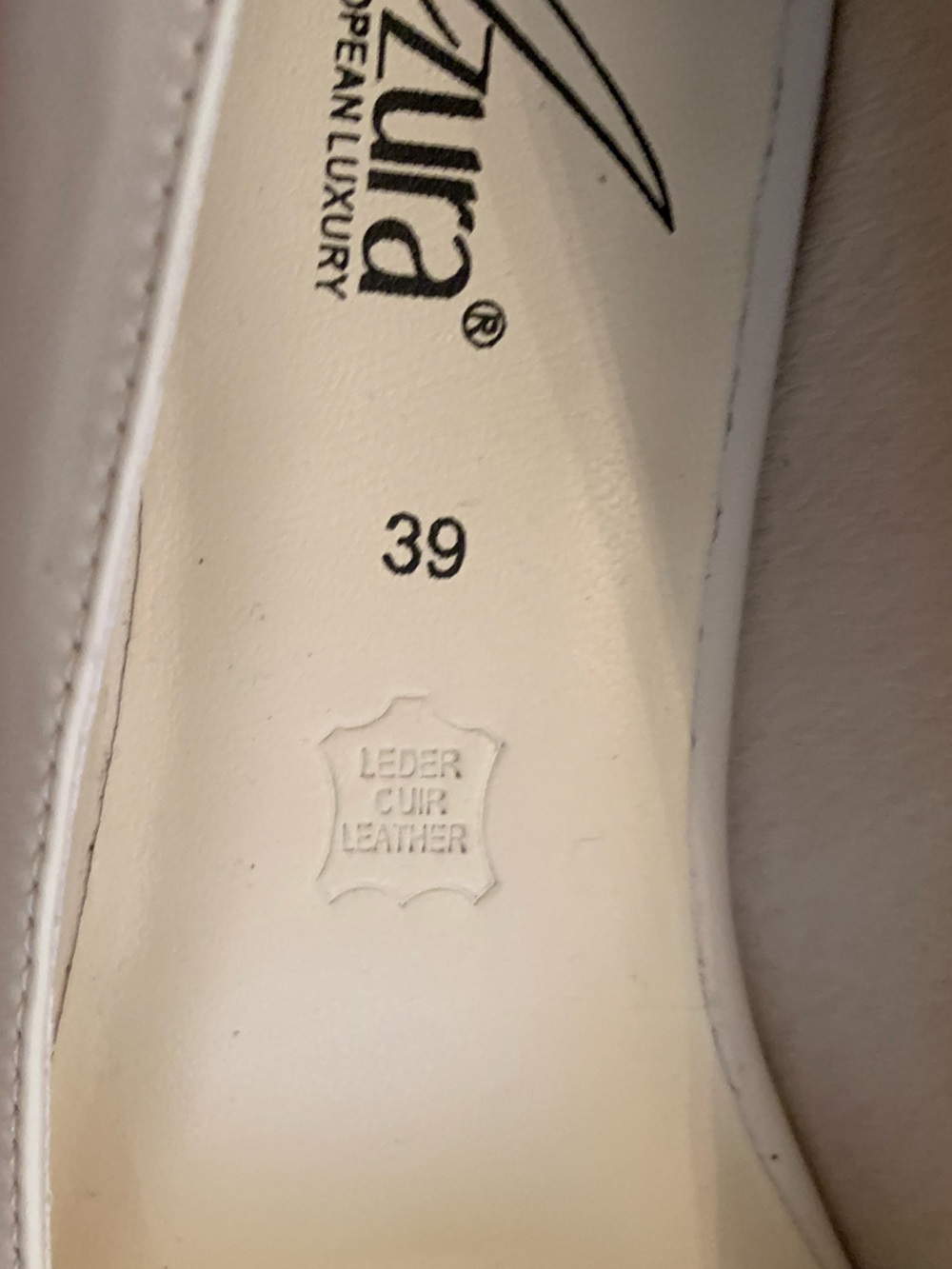 ❤️SPRING STEP❤️TWO-TONE CAP TOE PUMP! NEVER WORN! - Picture 4 of 7